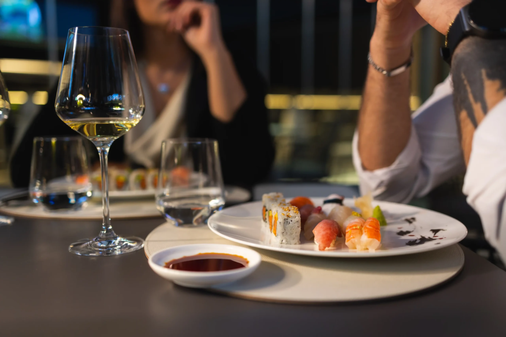 Cena giapponese al ristorante SANSEI: Un’esperienza gastronomica raffinata con il menù degustazione "TASTE", solo al Borgo.

