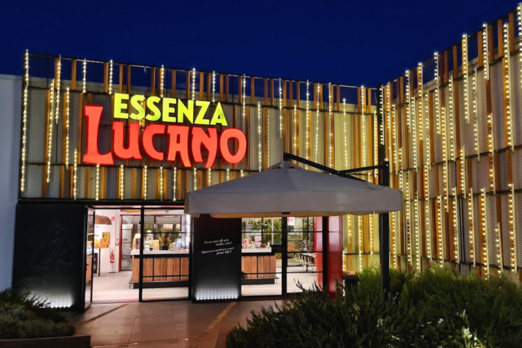 Degustazione di Amaro Lucano al Museo Essenza tra erbe aromatiche e tradizioni locali