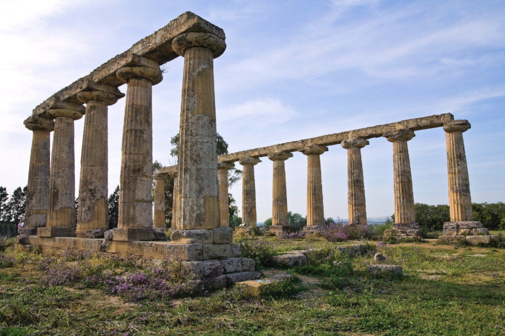Le Tavole Palatine di Metaponto, maestose colonne doriche
