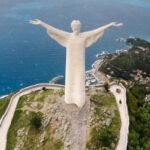 Excursión Cristo Redentor Maratea al atardecer en una ruta de senderismo panorámica con vistas al mar