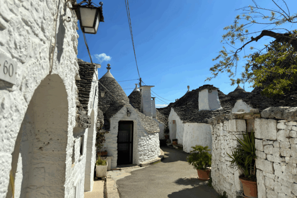 Dettaglio architettonico di un trullo in Valle d’Itria
