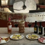 Degustazione olio Martina Franca nel frantoio ipogeo con prodotti tipici pugliesi