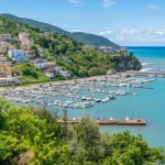 Agropoli borgo antico con scalinata medievale