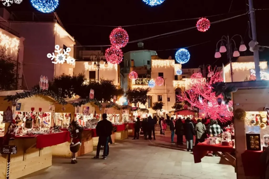 Mercatini di Natale a Polignano tra vicoli addobbati